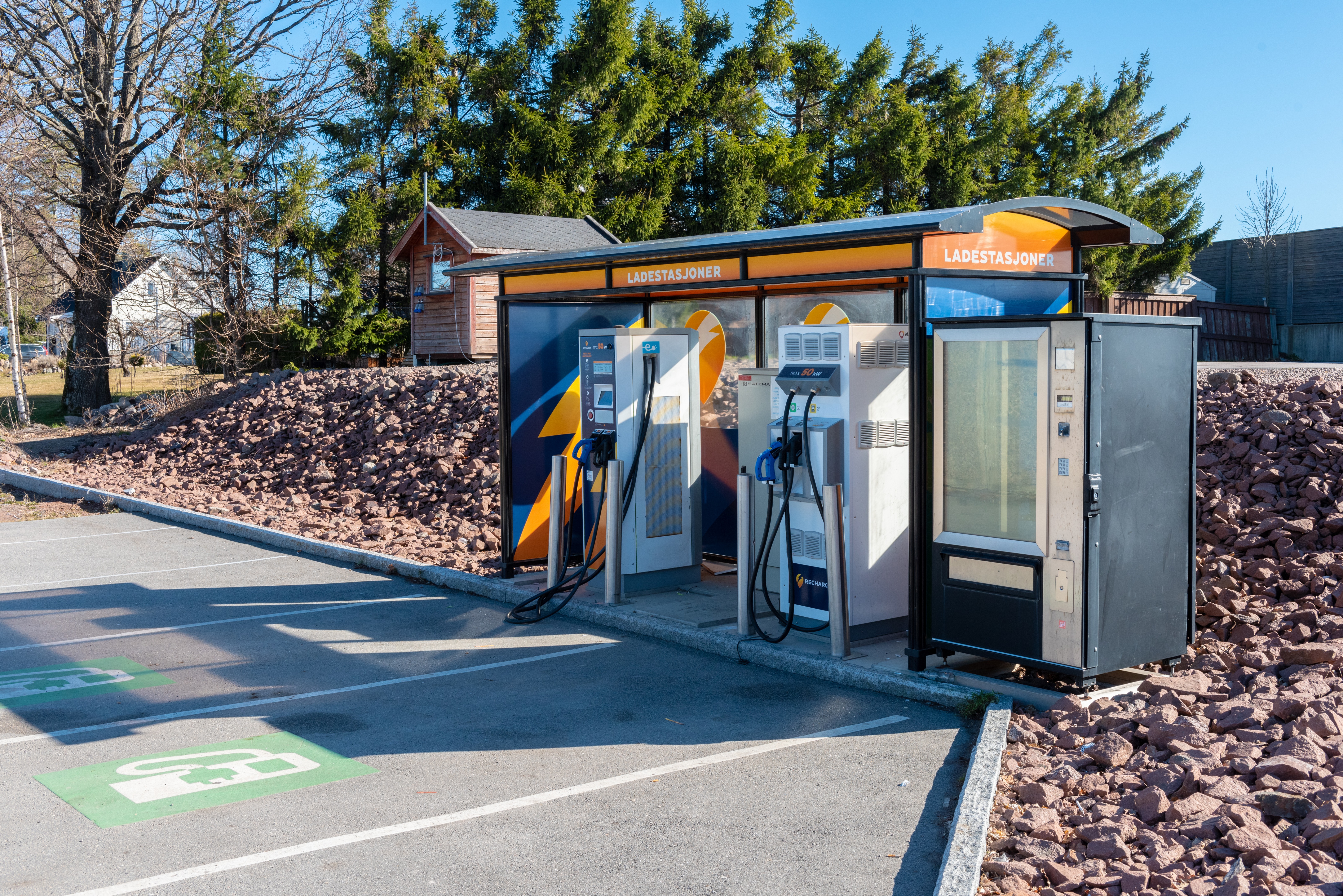 Vending e fuel stations: nuove opportunità nell’era della mobilità elettrica  Vending e fuel stations: nuove opportunità nell’era della mobilità elettrica